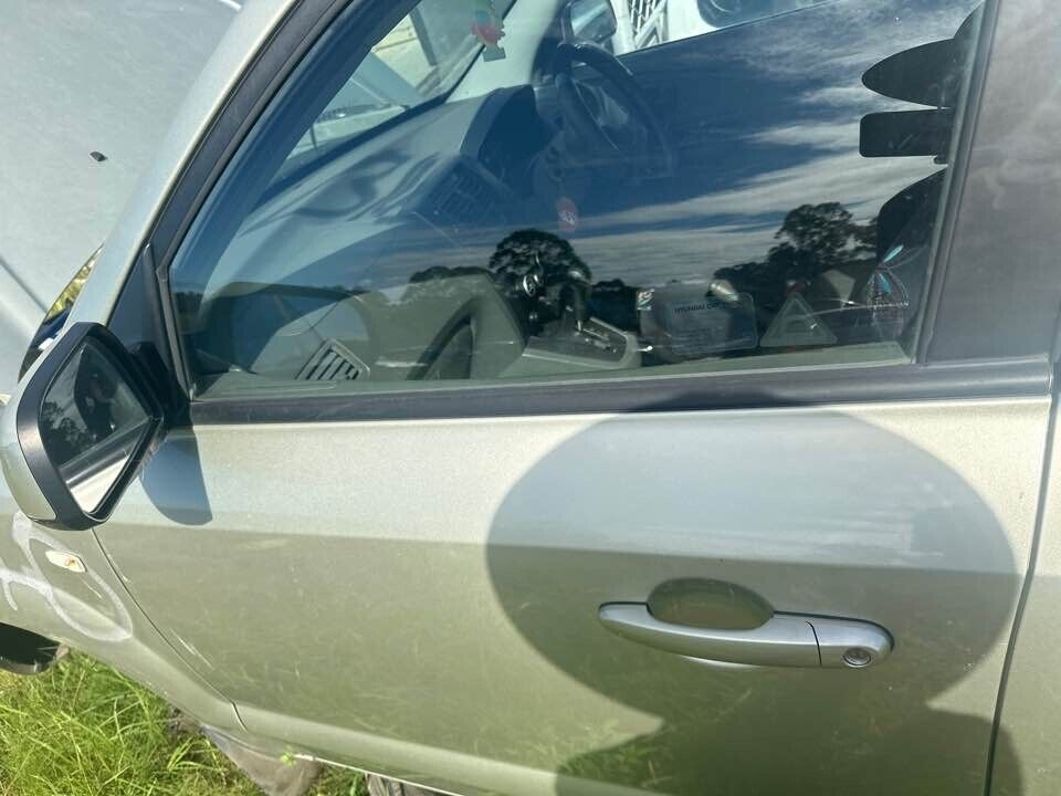 2007 Hyundai Tucson Weather Strip LH Front #B140