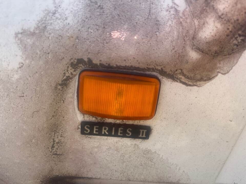 1994 Holden Vr Commodore Left LH Passengers Guard Repeater/Blinker #B419