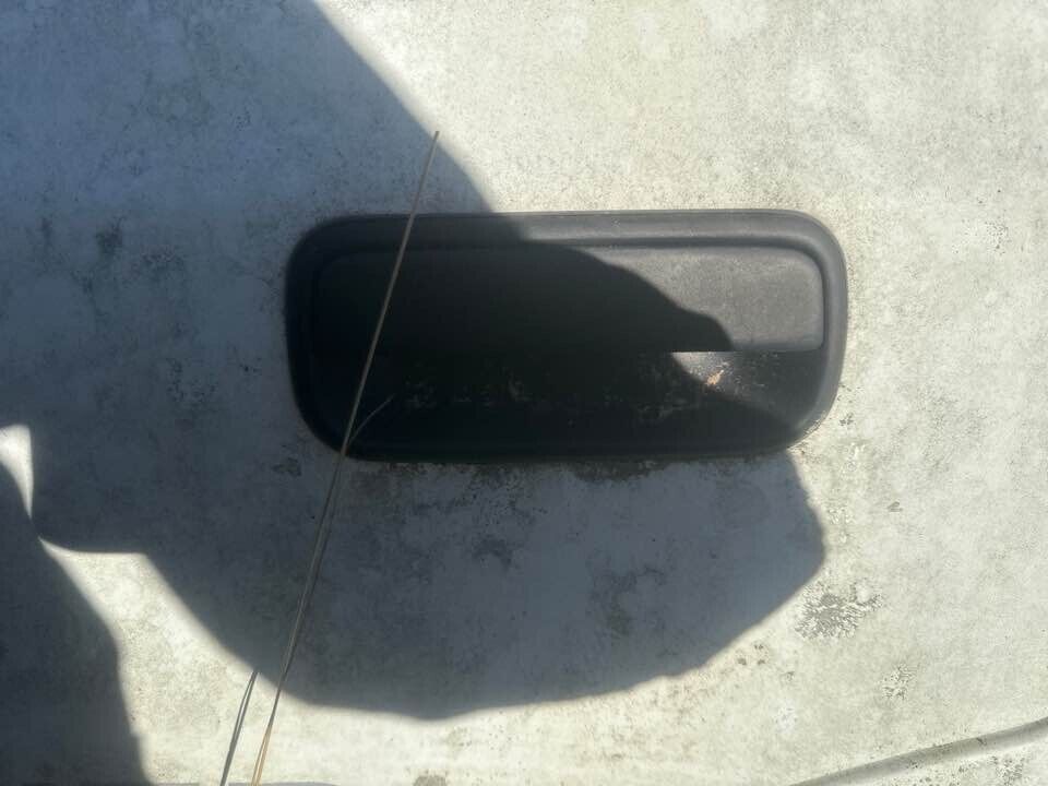 1992 Toyota 4Runner Outer Door Handle LH Passengers Rear #B284