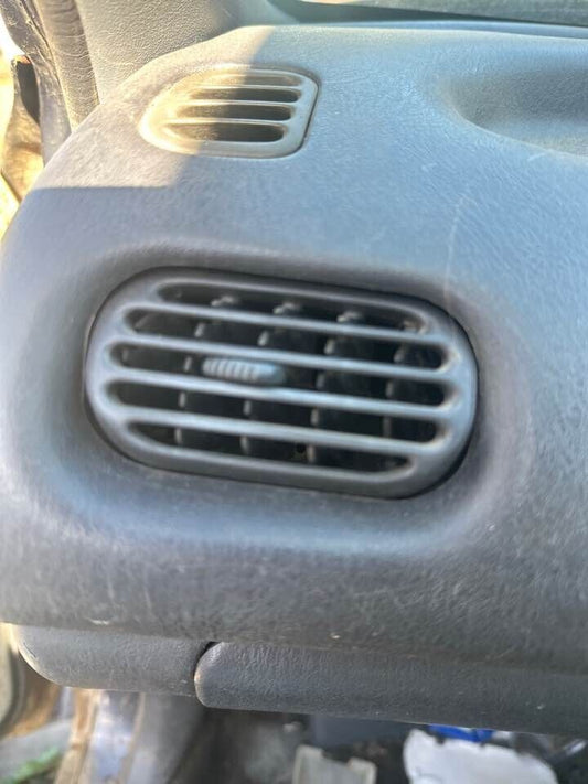 1993 Daihatsu Charade Aircon Vents Front Left #B340