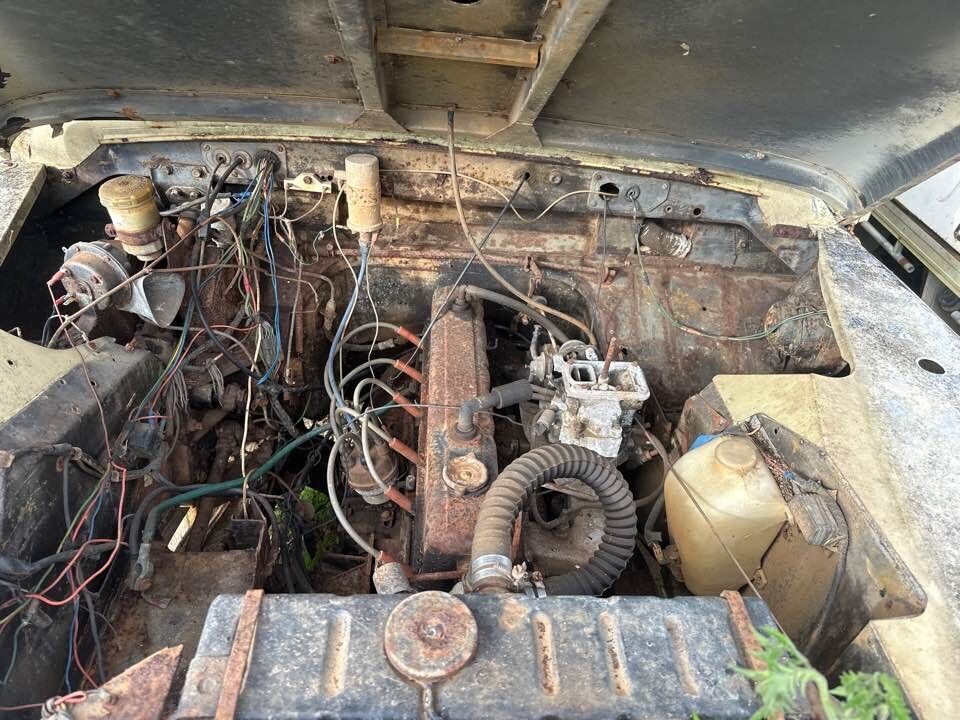 1974 Land-Rover 109 Instrument Cluster (Cable) #B317