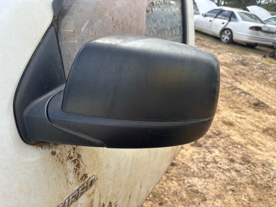 2007 Mazda Bt-50 LH passenger Mirror (Manual) #B320