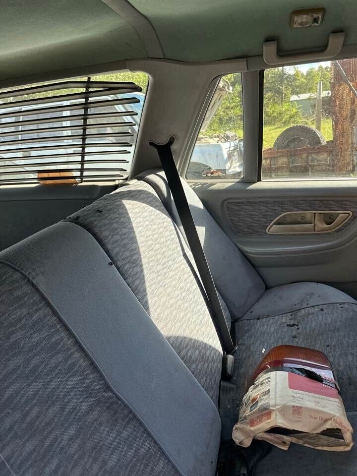 1994 Ford Ed Falcon LH passenger Rear Seat Belt #B195