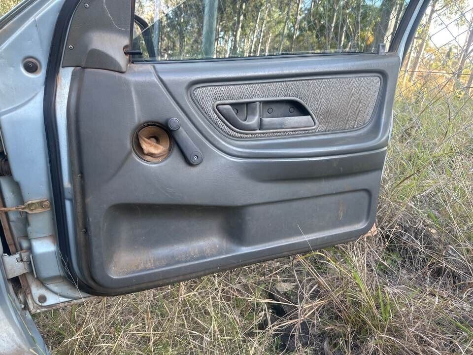 1990 Ford Ea Falcon RH Drivers Front Door Trim #B400