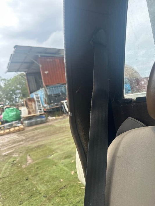 1990 Holden Tf Rodeo RH Drivers Front Seat Belt #B132