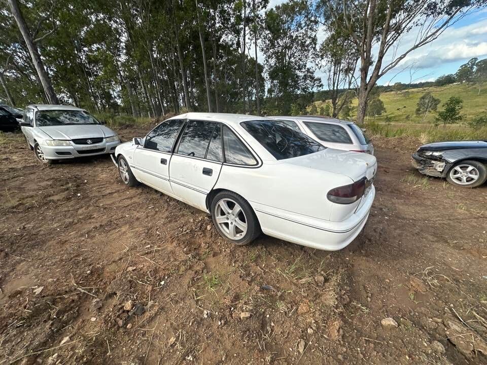1994 Holden Vr Berlina Steering Column Shroud #B222
