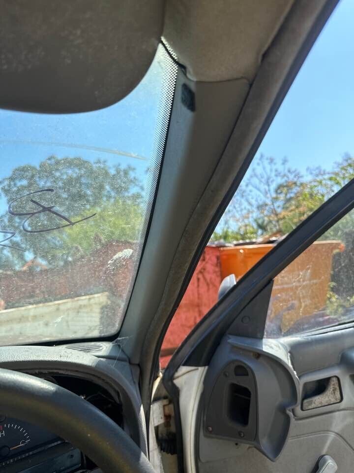 1994 Holden Vr Commodore Windscreen RH Inner Pillar Trim #B419