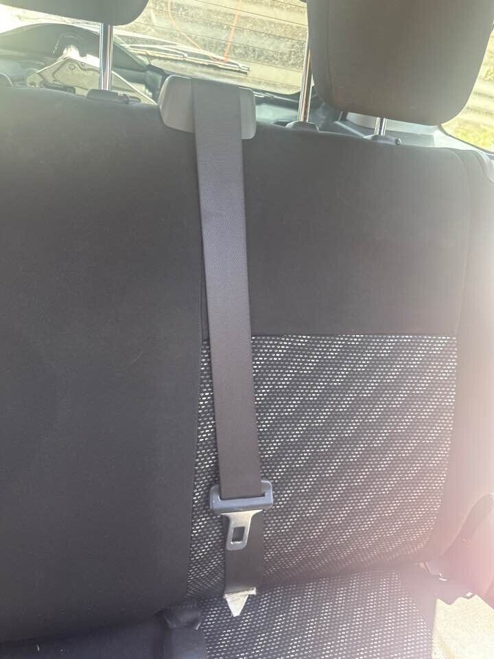 2007 Suzuki Sx4 Rear Centre Seat Belt #B119