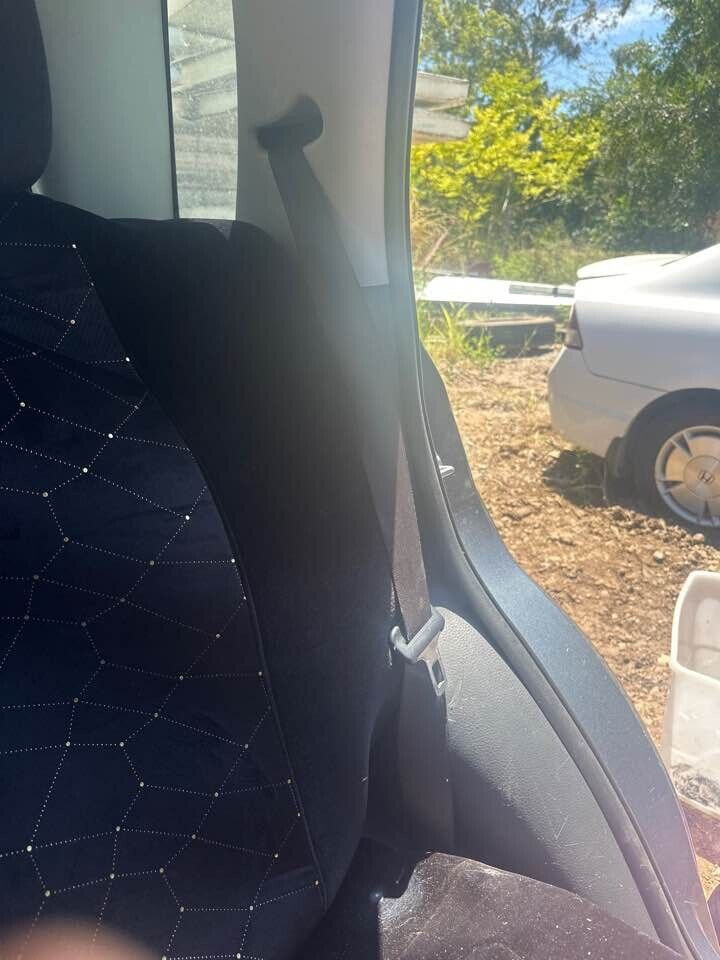 2007 Suzuki Sx4 LH passenger Rear Seat Belt #B119