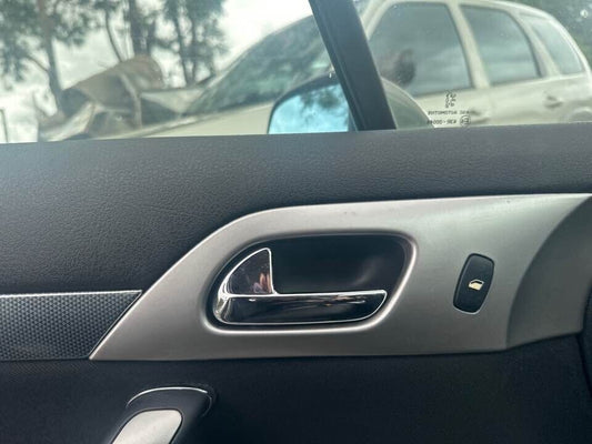 2007 Peugeot 407 LH Passengers Side Front Inner Door Handle #B137