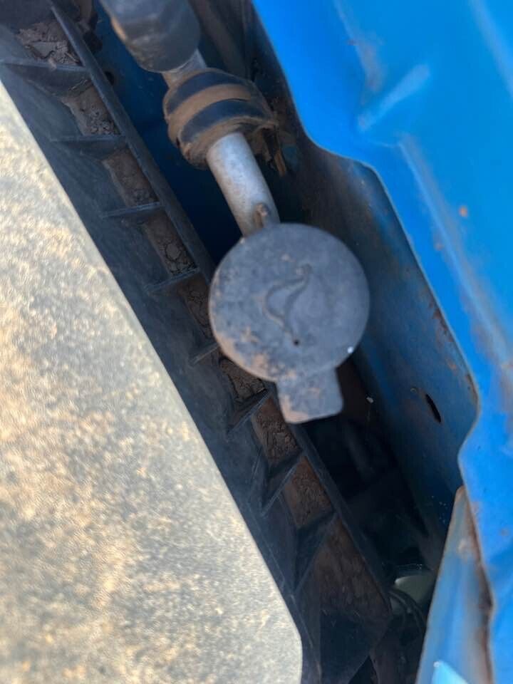 2008 Ford Ba Falcon Ute Window Washer Bottle #B294