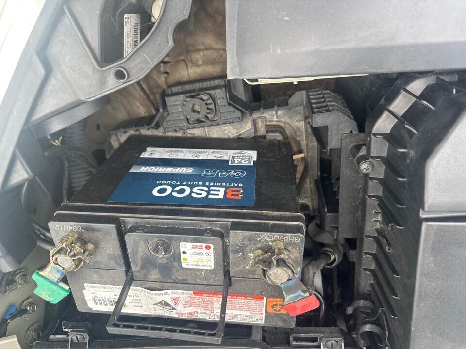 2007 Peugeot 407 Battery Tray #B137