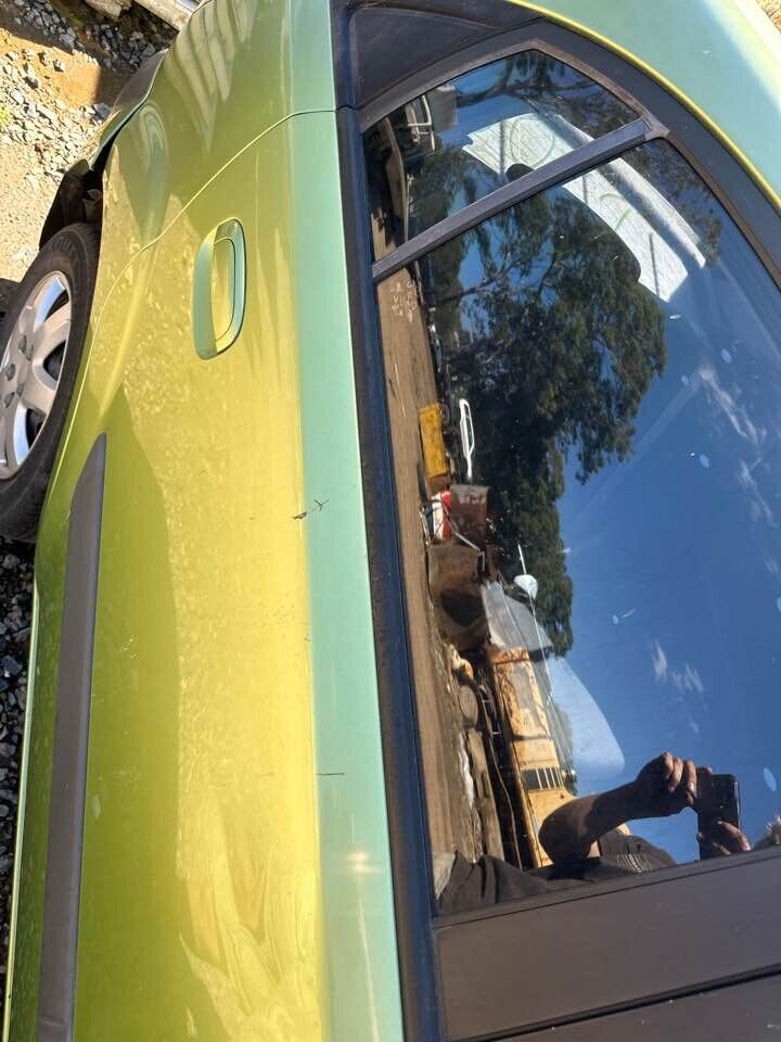 2007 Kia Rio Weather Strip RH Rear #B209