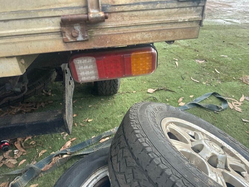 1990 Holden Tf Rodeo RH Drivers Right Taillight #B132