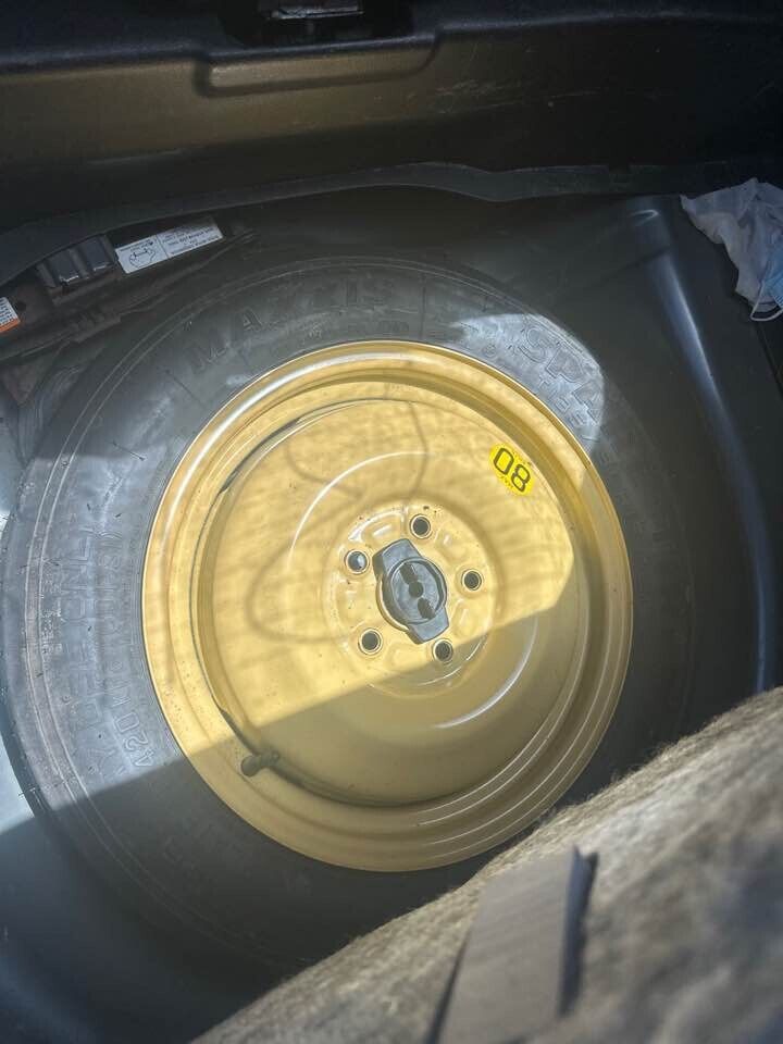 2007 Suzuki Sx4 Spare Wheel Carrier Bolt #B119