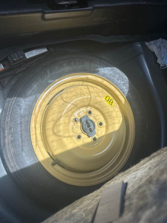 2007 Suzuki Sx4 Spare Wheel Carrier Bolt #B119