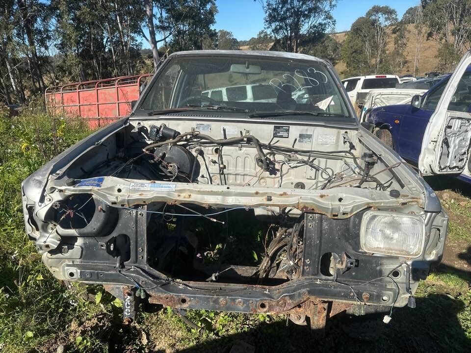 1992 Mitsubishi Triton  Left LH Passengers Guard Repeater/Blinker #B283