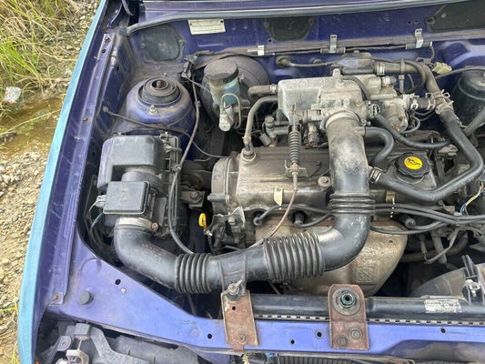 1996 Ford Festiva Air Cleaner Box & Pipe #B217