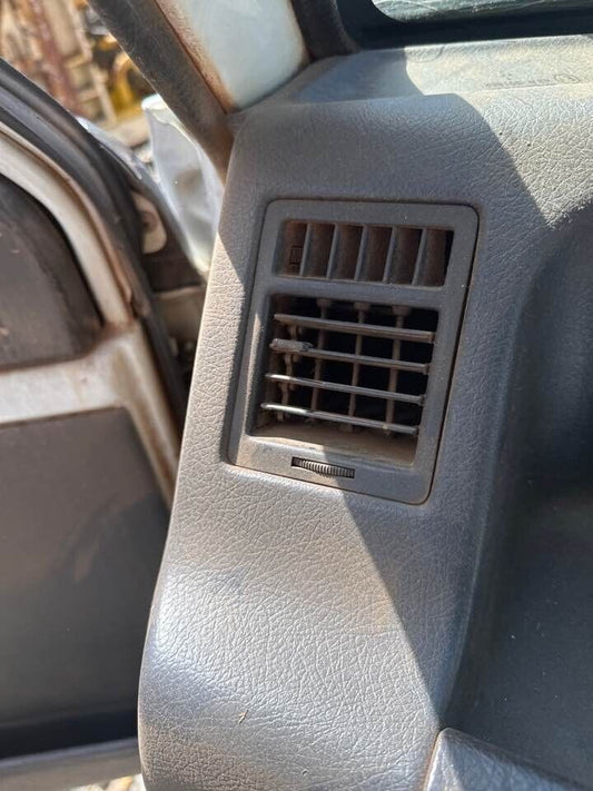 1992 Suzuki Vitara Aircon Vents Front Left #B197
