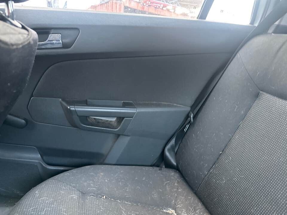 2008 Holden Ah Astra RH Drivers Rear Door Trim #B214