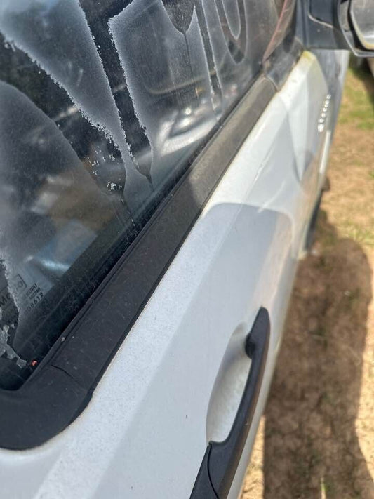 2007 Mazda Bt-50 Weather Strip RH Front #B320