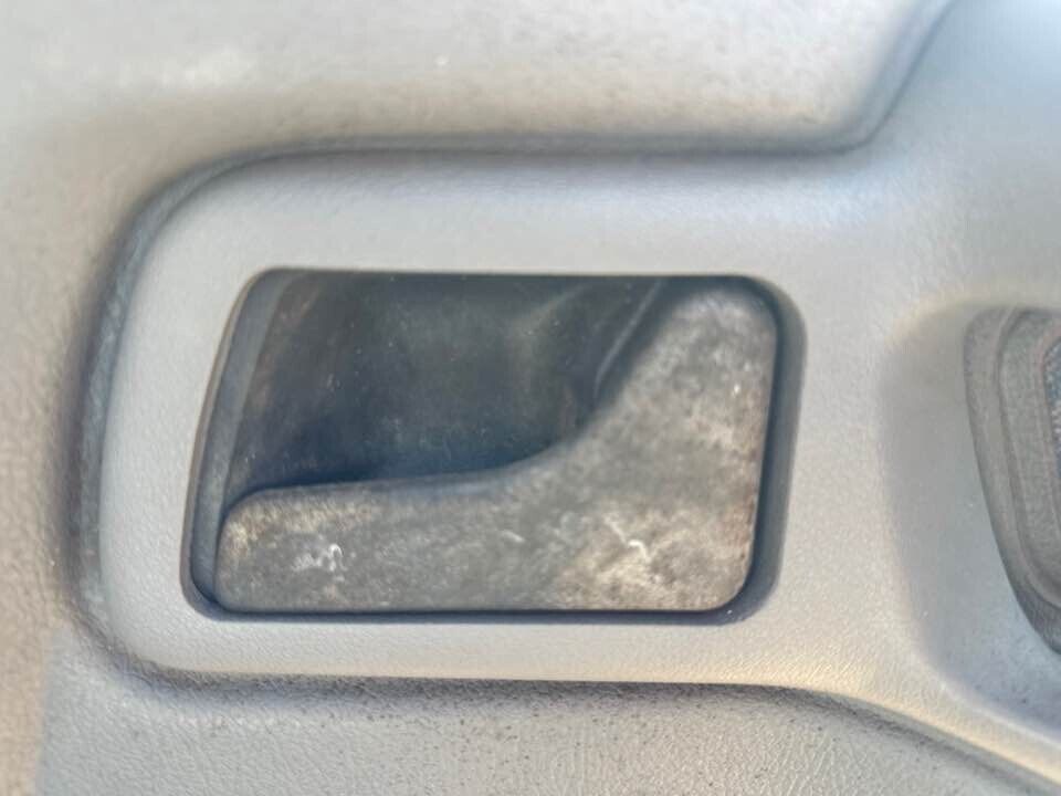 1994 Holden Vr Commodore RH Drivers Side Rear Inner Door Handle #B419