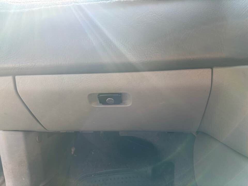 1994 Ford Ed Falcon Glove Box Lid #B195