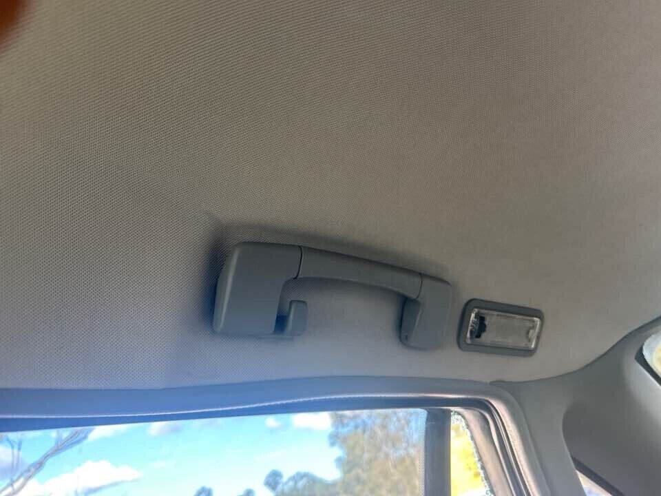 1994 Holden Vr Berlina Upper Grab Handle RH Rear #B222