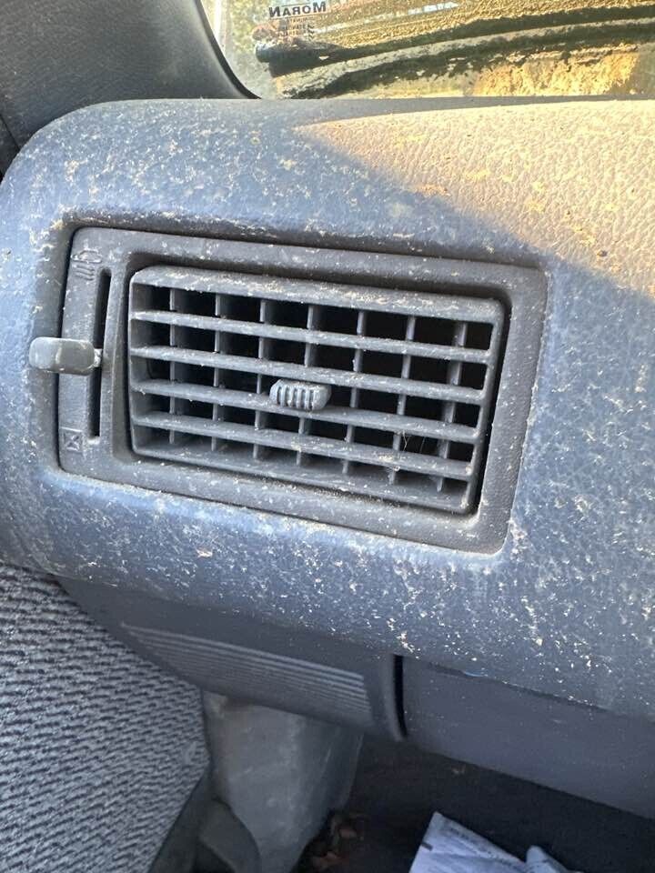 1992 Toyota 4Runner Aircon Vents Front Left #B284