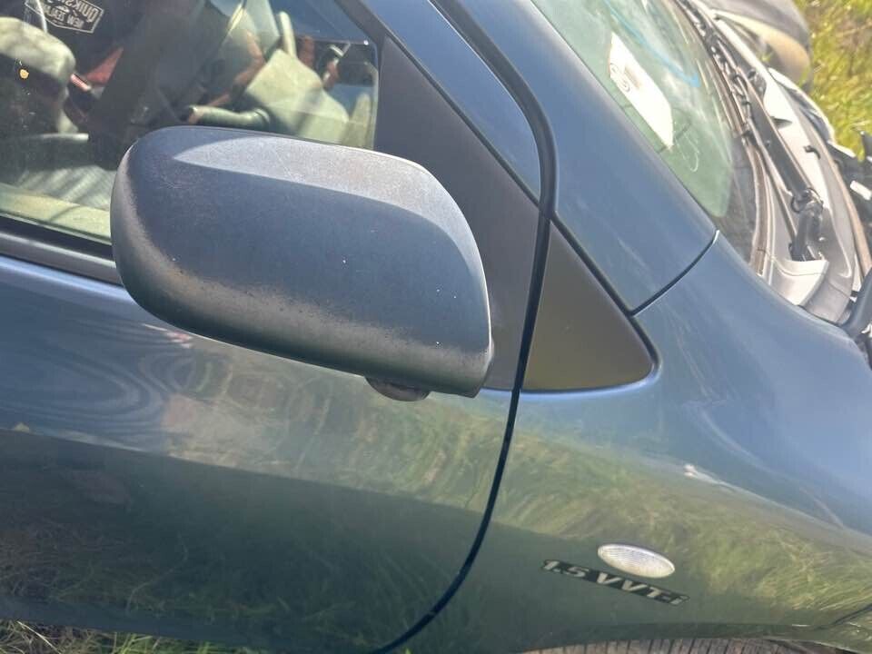 2007 Toyota Yaris RH Drivers Mirror (Electric) #B145