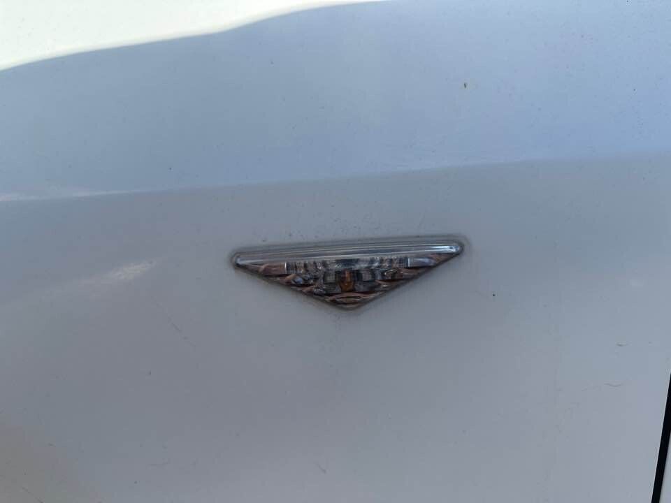 2008 Ford Fg Falcon Left LH Passengers Guard Repeater/Blinker #B227