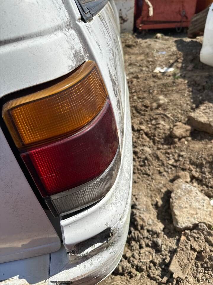 1994 Holden Vr Commodore RH Drivers Right Taillight #B419