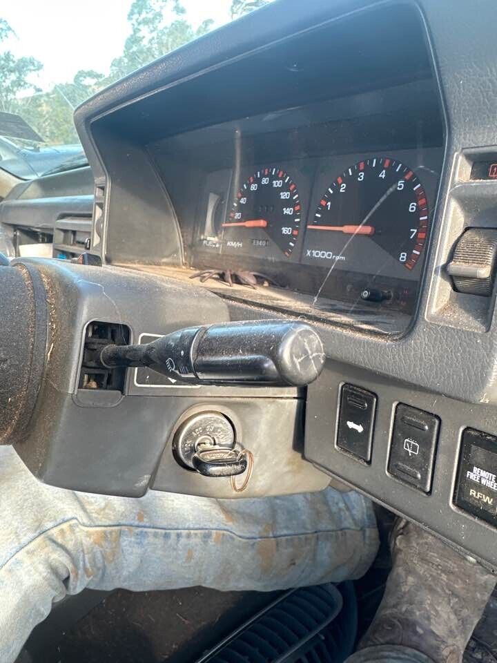 1993 Ford Raider Steering Column Shroud #B278