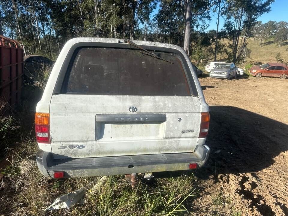 1992 Toyota 4Runner RH Drivers Front Door Trim #B284