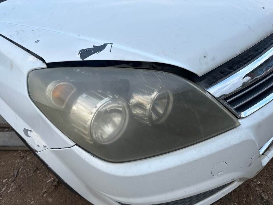 2008 Holden Ah Astra RH Drivers Right Headlight #B214