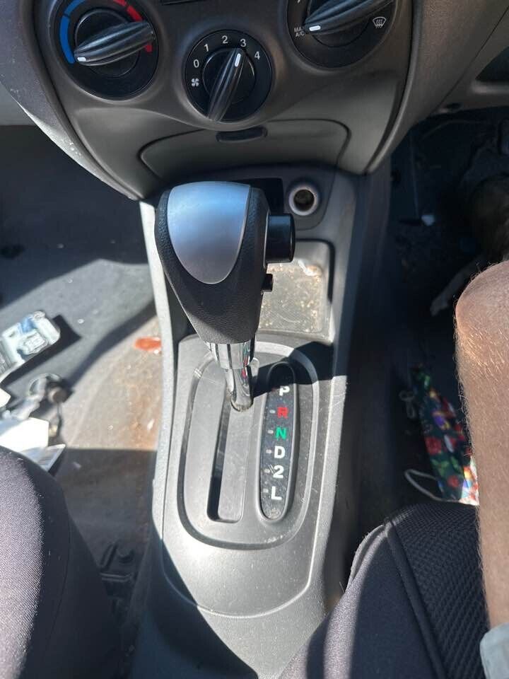 2007 Kia Rio T-Bar Shifter #B209
