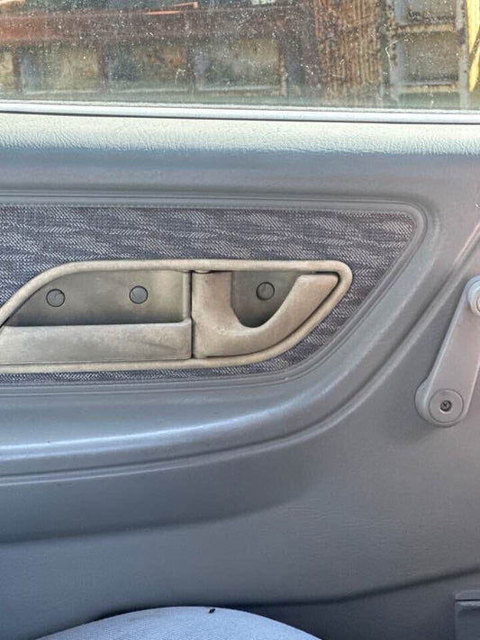 1994 Ford Ed Falcon LH Passengers Side Rear Inner Door Handle #B195