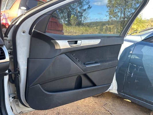 2008 Ford Fg Falcon RH Drivers Front Door Trim #B227