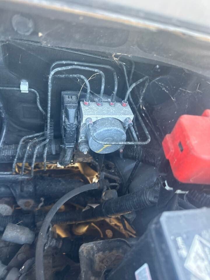 2007 Suzuki Sx4 ABS Module #B119