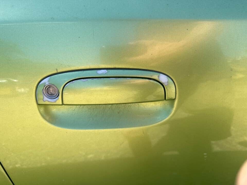 2007 Kia Rio Outer Door Handle RH drivers Front #B209