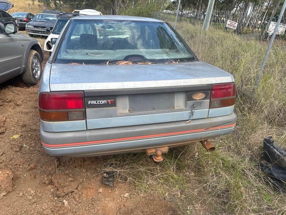 1990 Ford Ea Falcon Trailing Arm LH Passengers Rear #B400