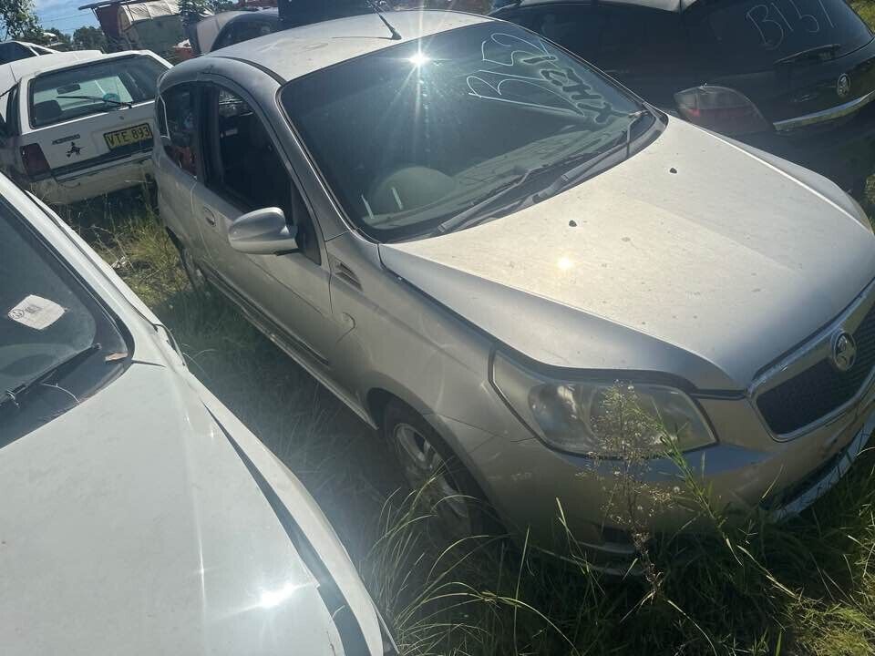 2008 Holden Barina Door Locking Mechanism LH Passengers Front #B152