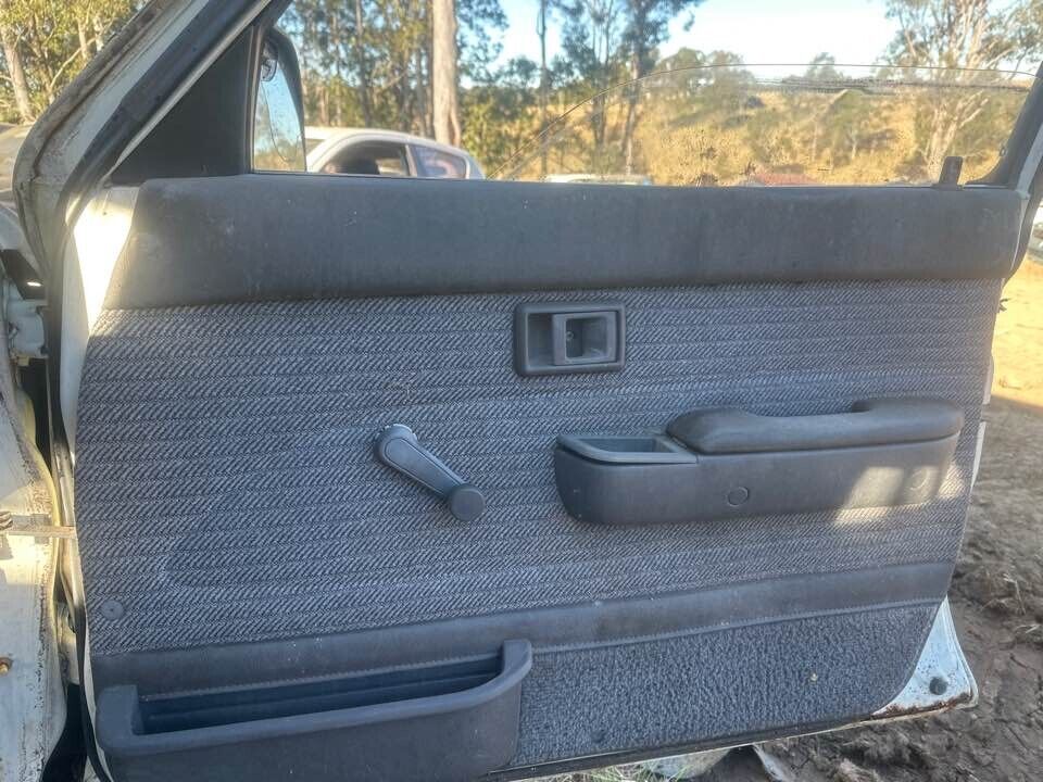 1992 Toyota 4Runner RH Drivers Front Door Trim #B284