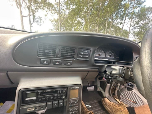 1994 Holden Vr Berlina Centre Dash Facia #B222