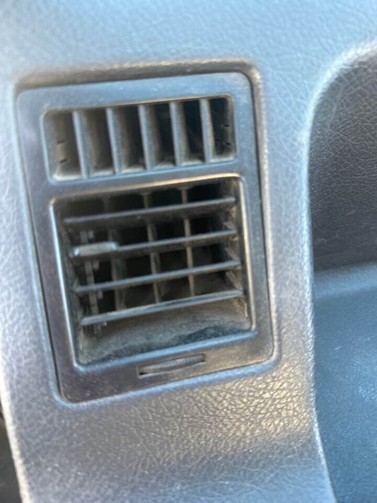 1989 Suzuki Vitara Aircon Vents Front Left #B268