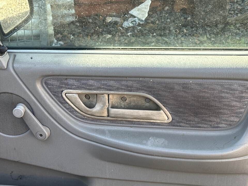 1994 Ford Ed Falcon RH Drivers Front Inner Door Handle #B195