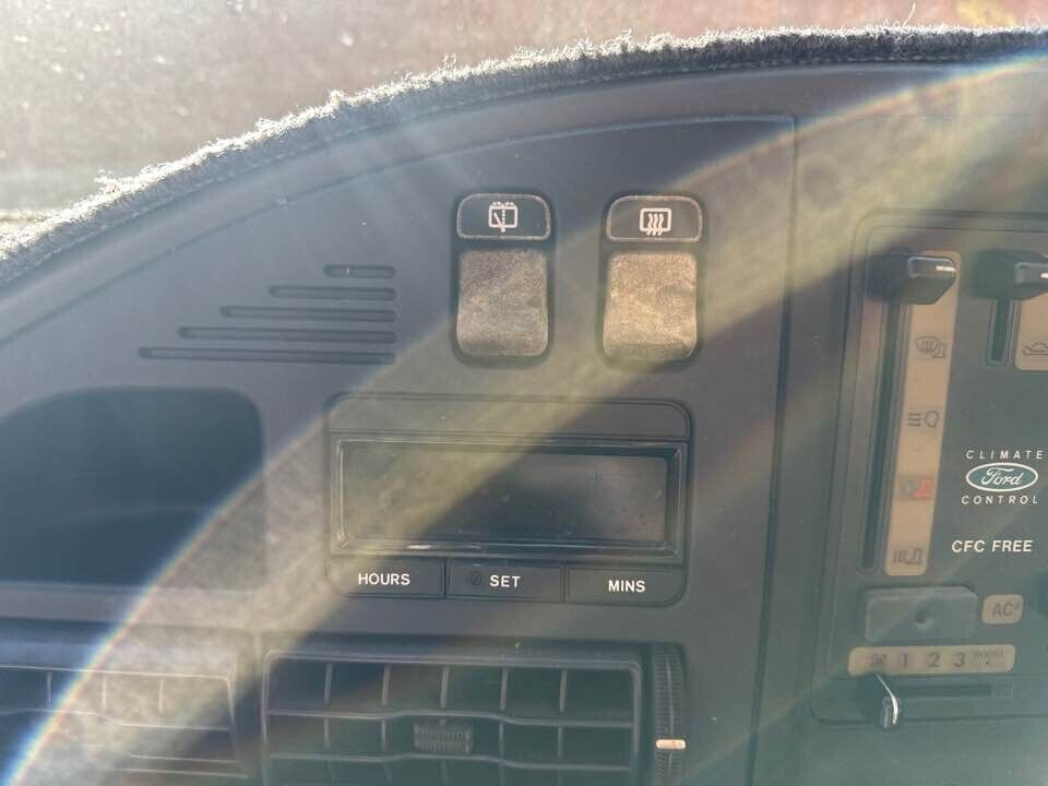 1994 Ford Ed Falcon Interior Clock #B195