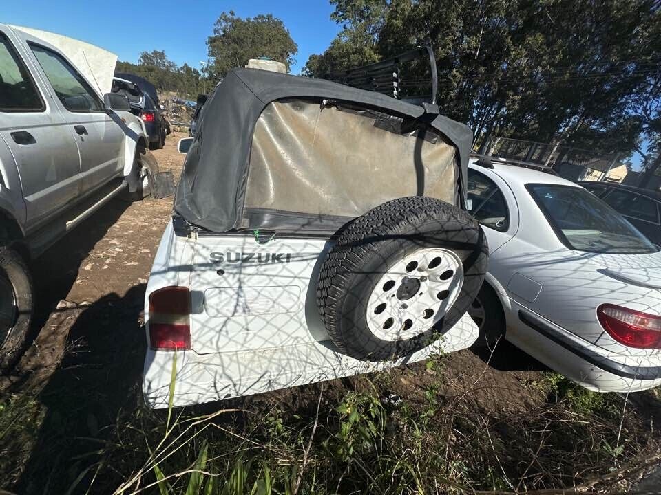 1989 Suzuki Vitara LH Front Door Check Strap #B268