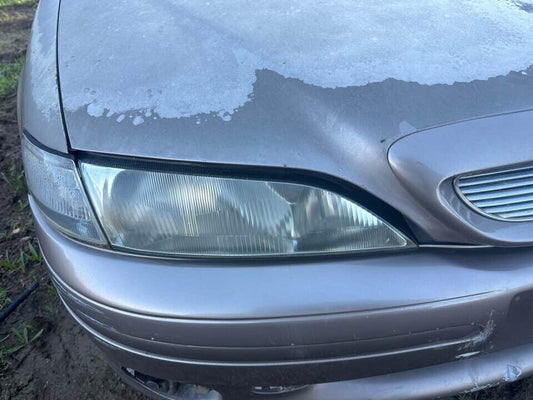 1995 Ford Ef Fairmont RH Drivers Right Headlight #B237