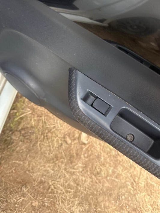 2007 Suzuki Swift Electric Window RH drivers Rear Switch #B228